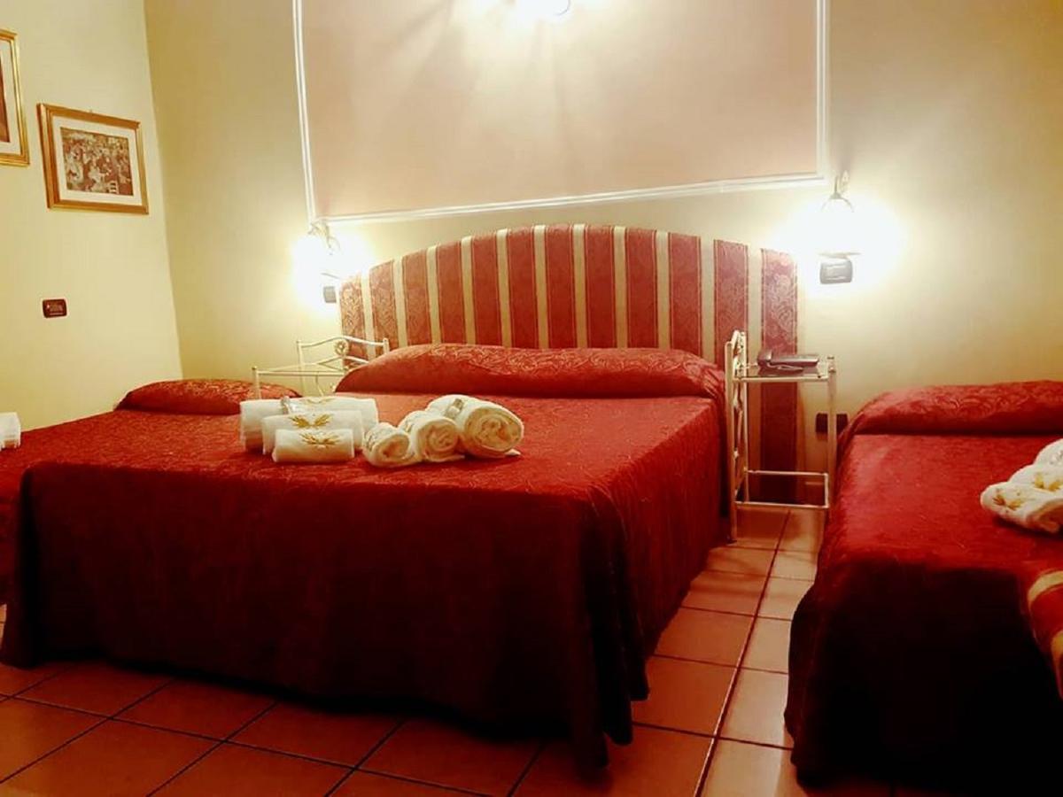 Hotel Sicilia, Milan